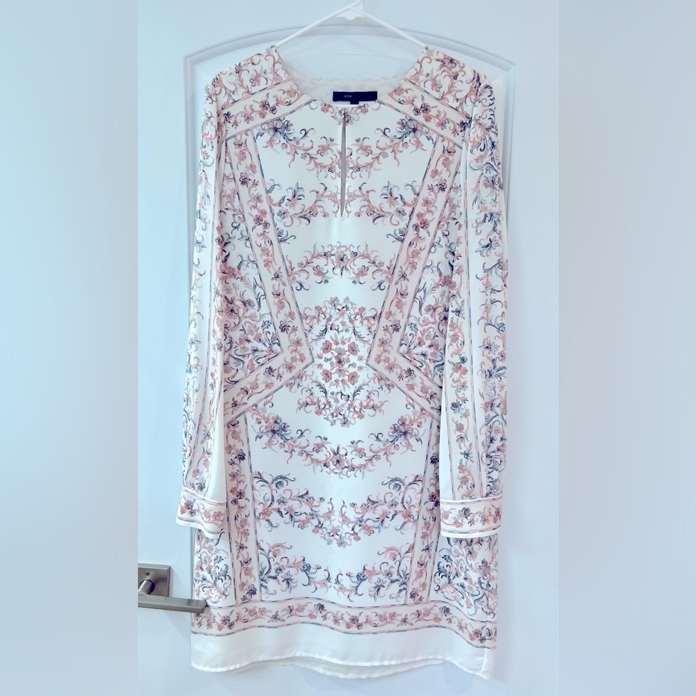 BCBGMaxAzria Women Size L White with Pastel Florals Dress. Beautiful😍